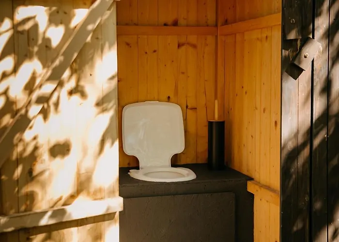 Forest Luxury tent Okor